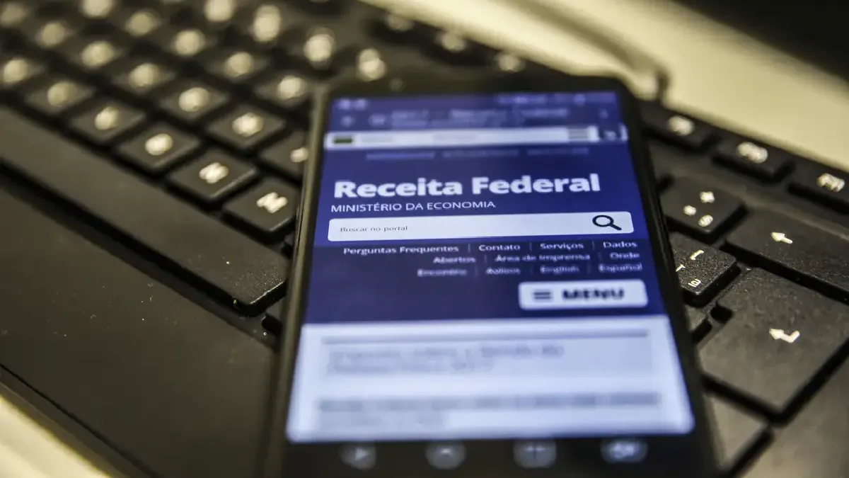 Novo lote especial vai beneficiar 4 milhões de cidadãos que tiveram imposto retido em 2024. Foto: Marcelo Casal Jr./Agência Brasil