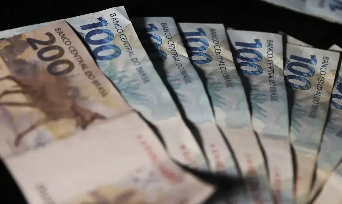Crédito caro deve manter empresas pressionadas até 2027. Foto: José Cruz/Agência Brasil