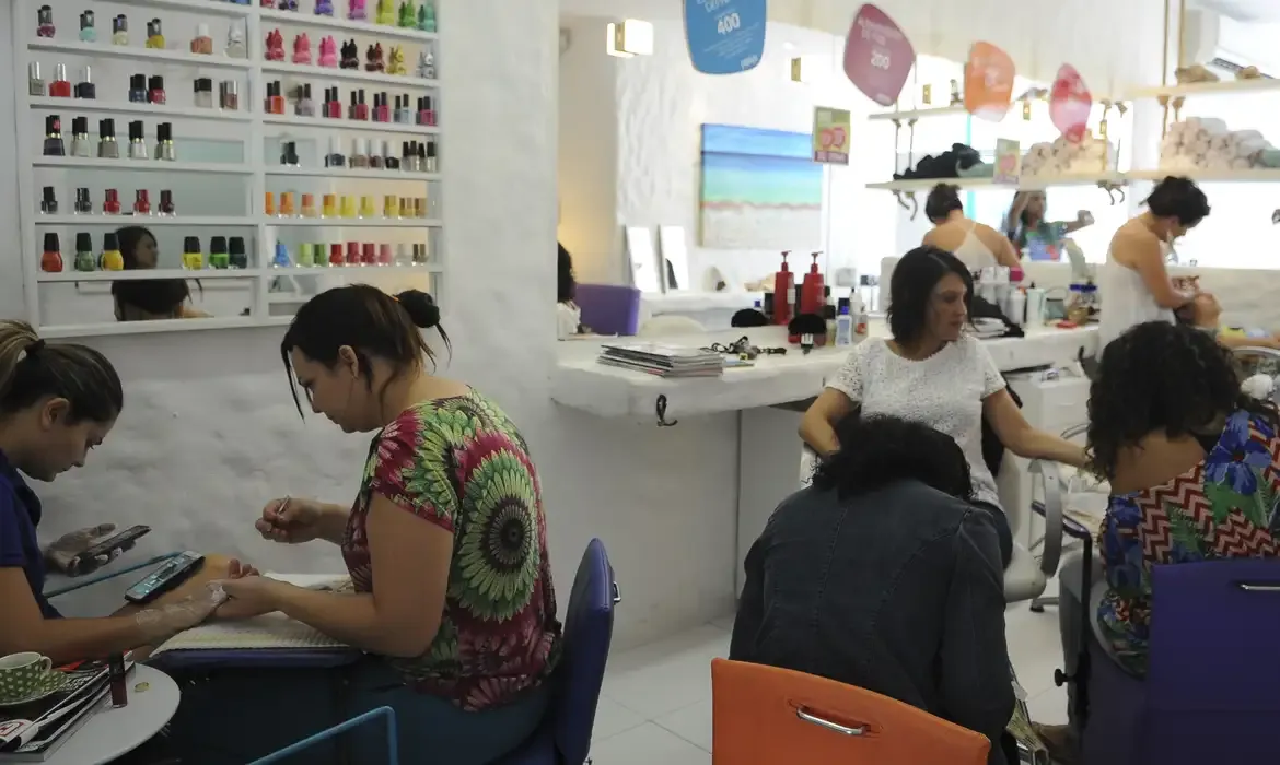 31% dos pequenos negócios no Brasil são liderados por mulheres, destaca o LinkedIn